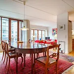 Spacious Canal-view Near Metro In Christianshavn * Copenaghen