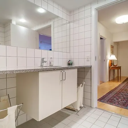 Apartment Spacious Canal-view Near Metro In Christianshavn Copenhagen