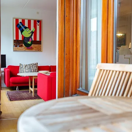 Apartment Spacious Canal-view Near Metro In Christianshavn Copenhagen