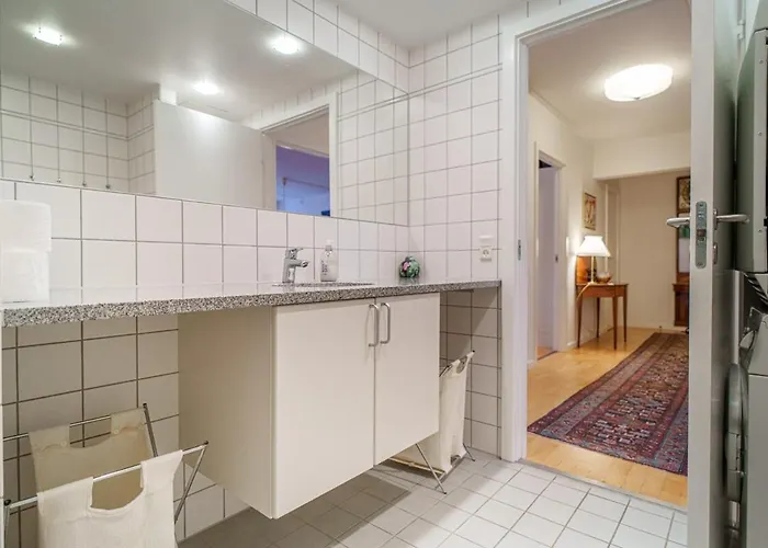 Apartment Spacious Canal-view Near Metro In Christianshavn Copenhagen