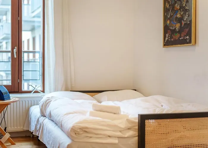 Spacious Canal-view Near Metro In Christianshavn Copenhagen